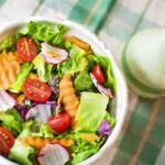 Ensalada fresca vegana