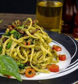 Fideo al pesto