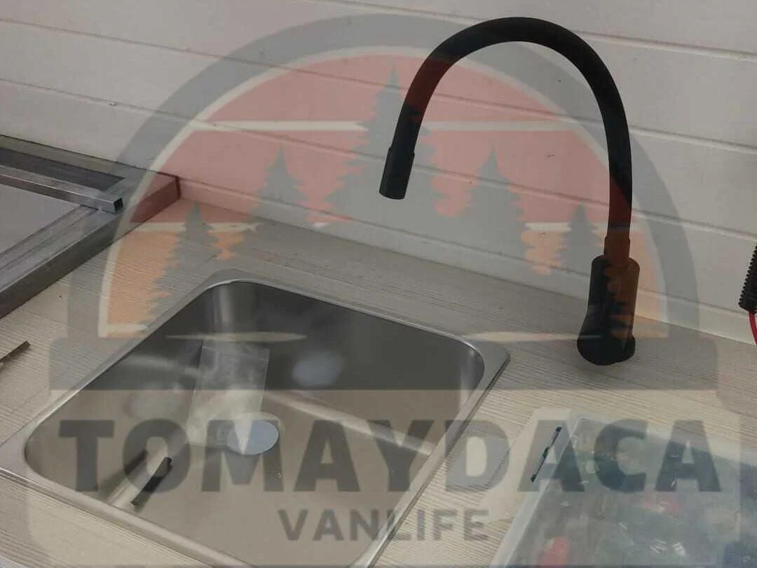Guía Completa: Sistema de Fontanería para Furgonetas Camper – Instala tu Agua Corriente Fácilmente