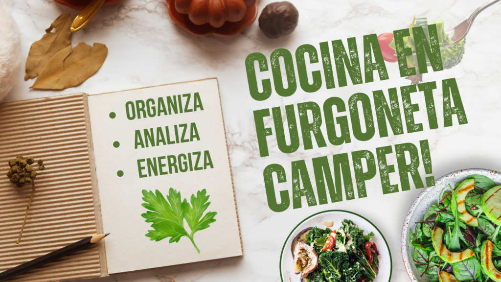 Imagen destacada del artículo sobre cocina en furgoneta camper con una mesa de cocina llena de ingredientes