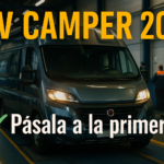 Miniatura estilo YouTube para el artículo “ITV Furgoneta Camper 2025”, mostrando una furgoneta camper blanca dentro de una estación ITV moderna con luces frías, texto grande centrado que dice “ITV CAMPER 2025 – Pásala a la primera”, y un inspector al fondo revisando el vehículo, con estética realista y cinematográfica.